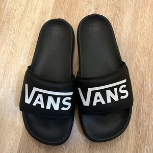 Black Vans slides